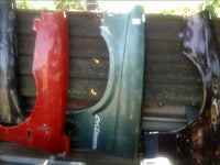 aripa stanga fata Land Rover Discovery 2