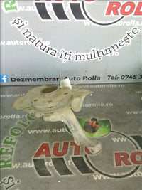 fuzeta dreapta fata Volkswagen Passat B4