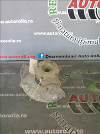 fuzeta dreapta fata Volkswagen Passat B4