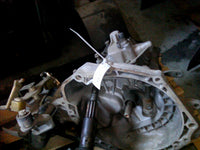 cutie viteze Daewoo Nubira 1.8S