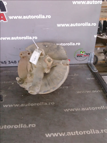 fuzeta dreapta fata si disc ventilat Mitsubishi L300