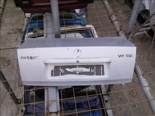 capota spate Volkswagen Passat B5