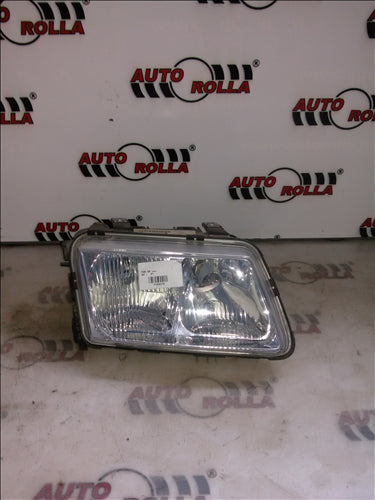 far dreapta nou Audi A4, an 1997