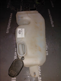 vas spalator parbriz Dacia Logan 1.5DCI an 2008