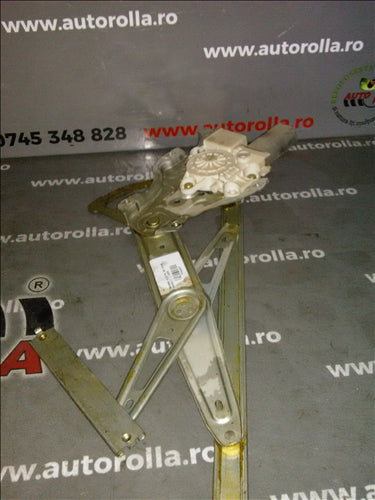 macara electrica dreapta fata Toyota Avensis an 2005