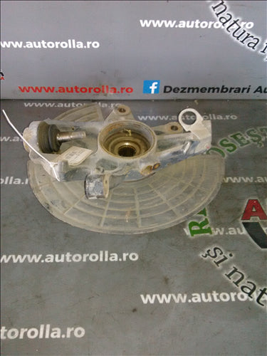 fuzeta dreapta fata Mercedes ML W163, 5.0S