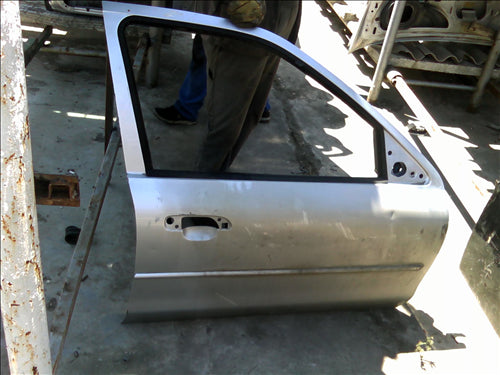 usa dreapta fata Ford Mondeo an 1999