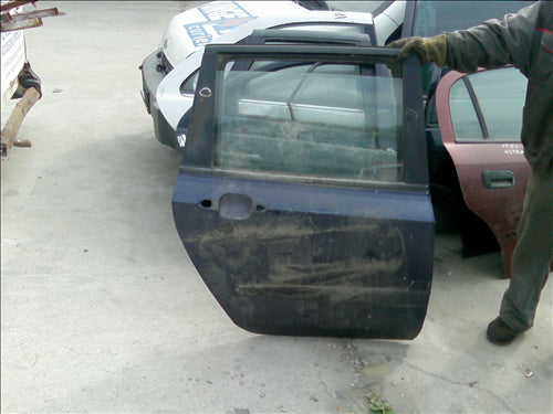 usa dreapta spate completa Fiat Stilo