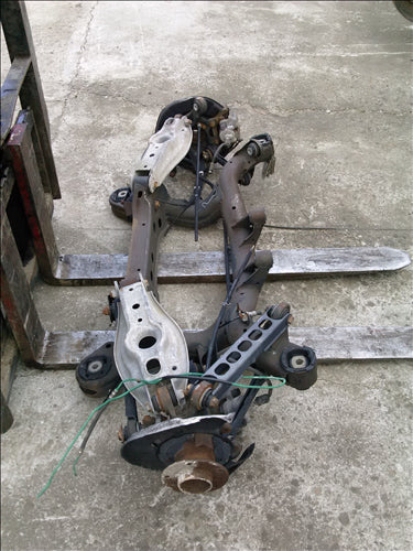 tirant punte stanga spate BMW E90