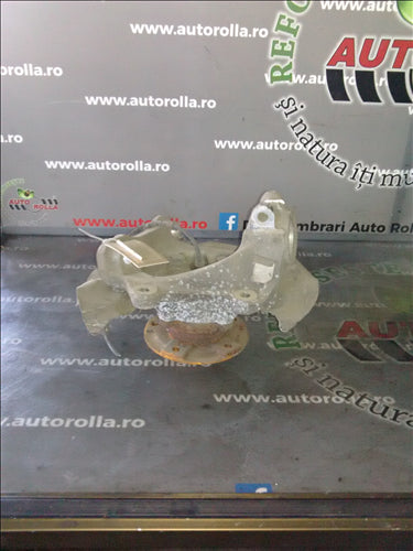 fuzeta dreapta fata BMW E90, 2.0D