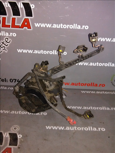 carcasa filtru motorina Ford Fiesta 5 1.4TDCI