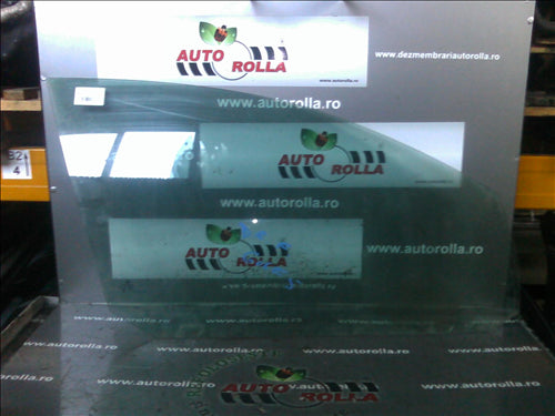 geam dreapta fata 4 usi Volkswagen Golf 5