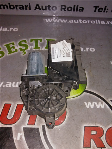 motoras macara dreapta fata Porsche Cayenne an 2006