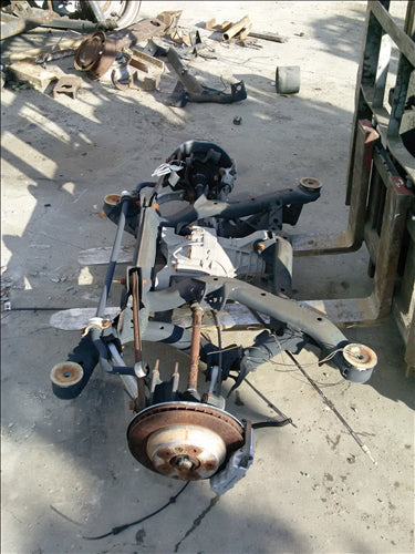 tirant dreapta spate Porsche Cayenne an 2006