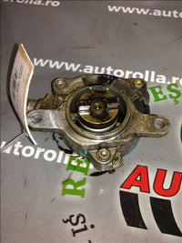 pompa vacuum Renault Master 2.5D an 2008