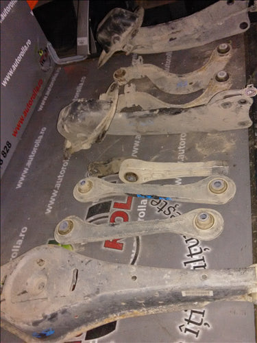 tirant superior dreapta spate Volkswagen Passat B6