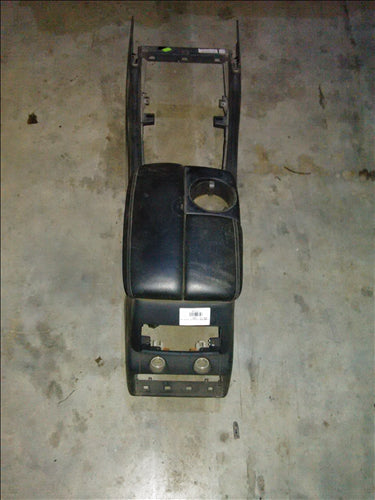 cotiera consola intre scaune Audi Q7 an 2008