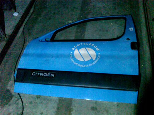 usa stanga fata si geam Citroen Berlingo, an 2000