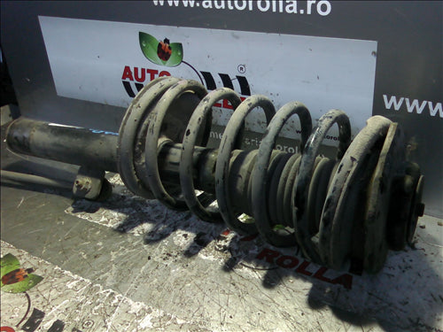 amortizor dreapta fata complet Citroen Xsara, an 2000