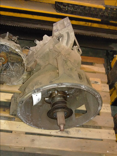 cutie viteze mecanica Mercedes Atego 815, an 2001