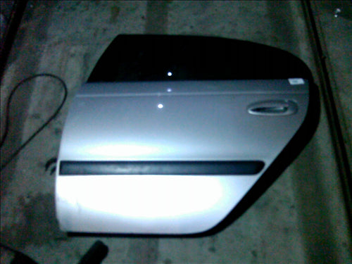 usa dreapta spate completa Toyota Avensis an 2000