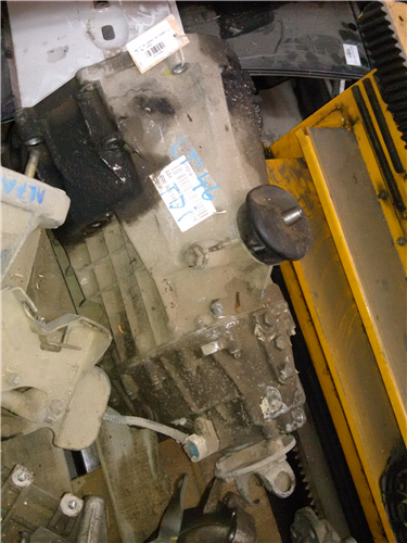 cutie viteze 5trepte, capac spate spart Volkswagen LT 46, 2.5TD, an 2002