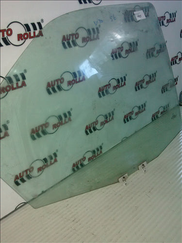 geam usa stanga fata Mercedes Vito, an 2000