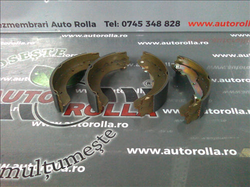 saboti spate stanga si dreapta set nou Ford Sierra Turnier