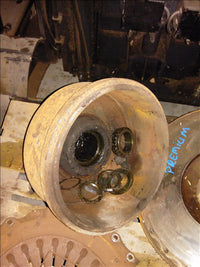 butuc si rulmenti spate Mercedes 814