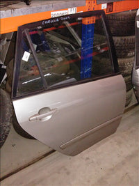 usa dreapta spate completa Toyota Corolla Verso an 2004