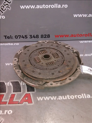 placa presiune si disc ambreiaj Nissan X-trail 2.2D an 2005