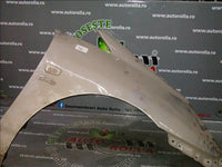 aripa dreapta fata Toyota Corolla Verso an 2005