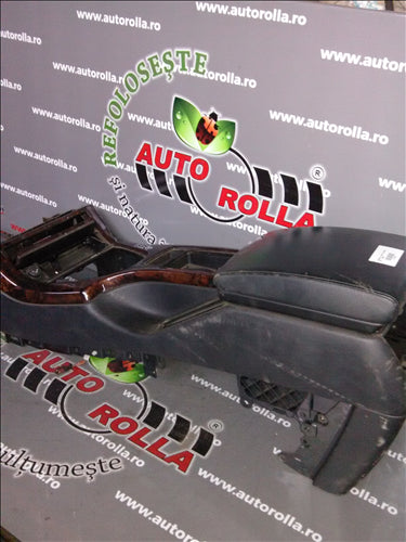 consola intre scaune BMW X5 E53, an 2003