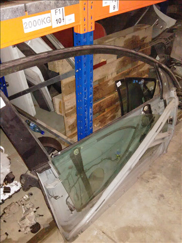 rama usa dreapta fata 2 usi si macara Volkswagen Golf 5, 2usi