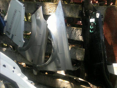 aripa stanga fata Renault Laguna 2