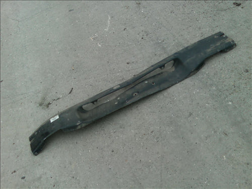 traversa numar spate Nissan Navara, an 2007