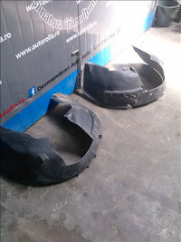 aparatori noroi fata stanga+dreapta Fiat Punto 3, an 2010