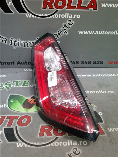 stop stanga 2 usi Fiat Punto 3 an 2010