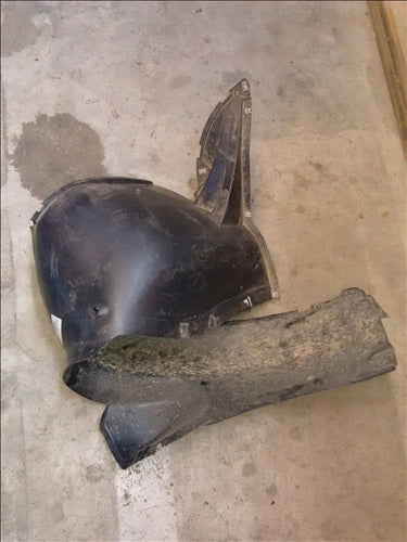 aparatori noroi fata stanga+dreapta Skoda Fabia an 2007