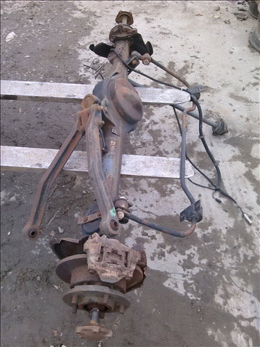 butuc stanga spate Land Rover Discovery 2