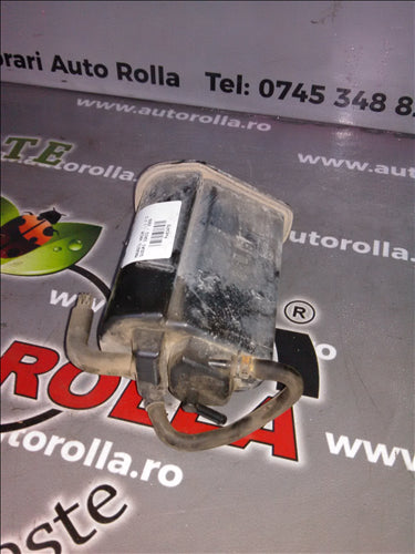 magazie vacum Suzuki Ignis 1.3S an 2006