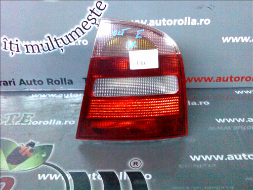 stop dreapta hatchback Skoda Octavia 1, an 2000