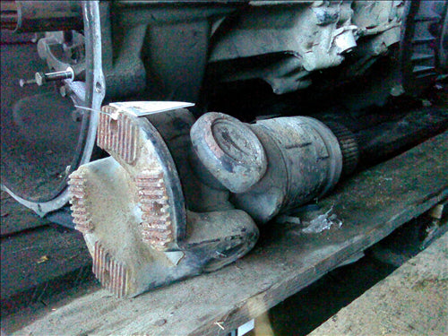 cuplaj cardan cutie viteze Iveco Eurostar Cursor 430cp, an 2001