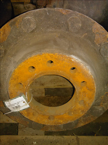 flansa si prezoane roata fata Renault Premium, an 2005