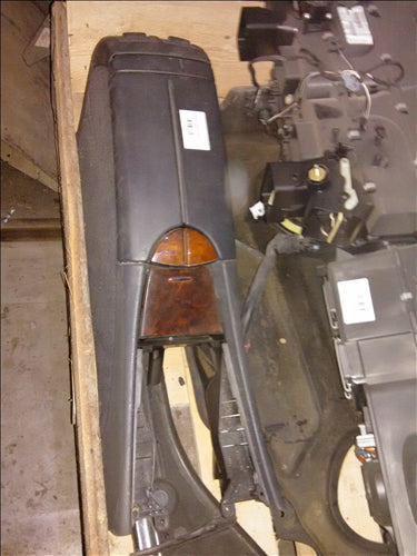 consola intre scaune Mercedes Eclass W211 an 2004
