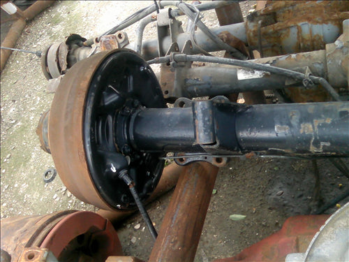 butuc punte spate Nissan Cabstar, 3.0D