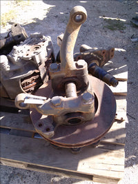 butuc si disc si rulment stanga fata Mercedes Actros