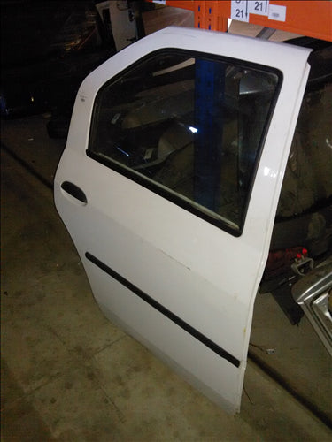 usa dreapta spate goala Dacia Logan an 2006