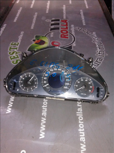 ceas bord Mercedes Sclass W221 5.0S