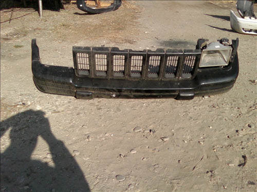 bara fata Jeep Grand Cherokee an 1997